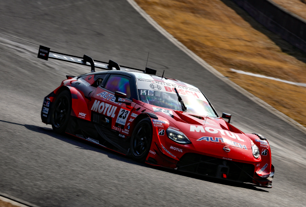 #23 MOTUL AUTECH Z ; NISMO